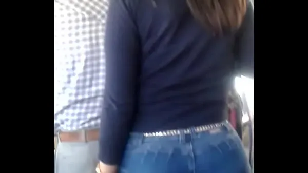 XXX rich buttocks on the bus topvideoer