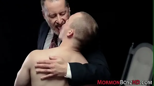 XXX Gay mormons group fucking principais vídeos