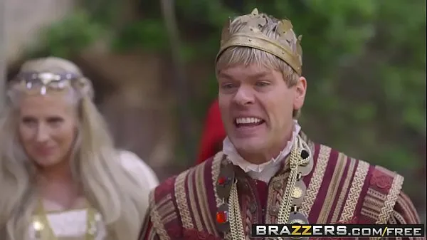 XXX Brazzers - Serie ZZ - (Peta Jensen) (Marc Rose) - Parodia de Tormenta de Reyes Parte 4 vídeos principales