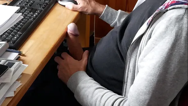 XXX Die leeren Bälle im BüroTop-Videos