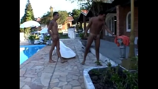 XXXSweet latino studs wrecking each other sweet ass by the poolトップビデオ