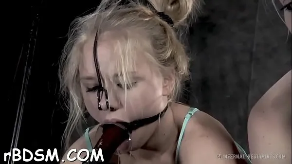 XXX Beauty bondage porn سرفہرست ویڈیوز