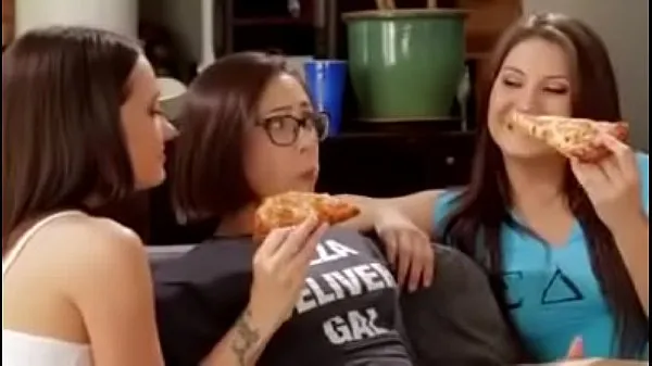 Najboljši videoposnetki XXX SOR EAT OUT THE PIZZA DELIVERY GIRL - Part 2 at