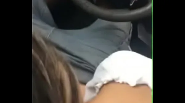 XXX Uma pequena cabeça de estrada da esposa principais vídeos