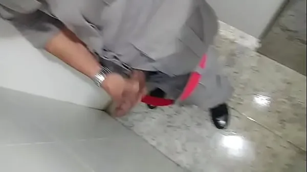 XXX Comedor macho alfa provocando a casada e humilhando o corno. Se gostarem curtam e comentem que eu posto mais أفضل مقاطع الفيديو