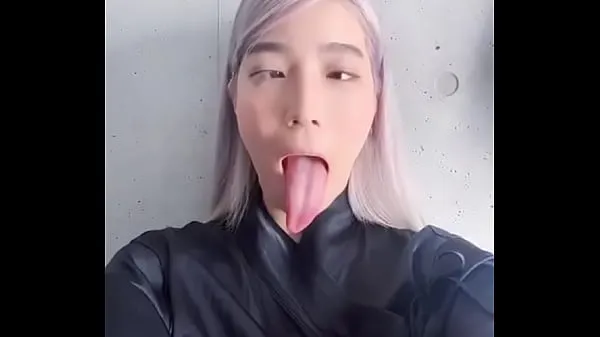 XXX Ahegao slut with long tongue κορυφαία βίντεο