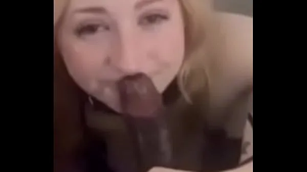 XXX Beautiful blonde from Santa Catarina sucking my cock principais vídeos