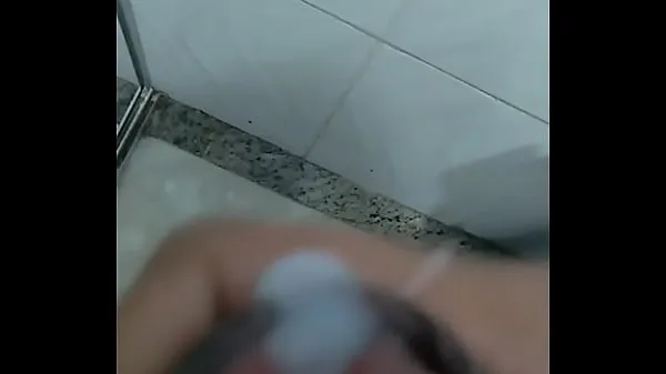 XXX Paja rapida en el baño vídeos principales