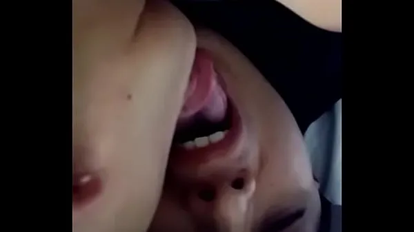 XXX She gets affectionate before fucking วิดีโอยอดนิยม