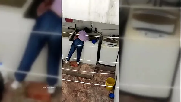 XXX Mi Amigo Me Dejo Solo Con Su ESPOSA ! y La Comencé A Fastidiar Hasta Que La Convencí De GRABAR UN VIDEO SIN QUE NADIE SEPA vídeos principales