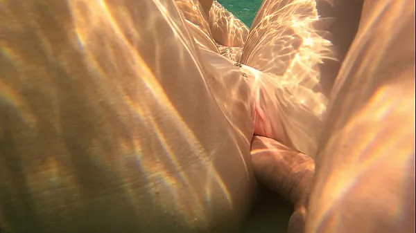 XXX Risky Fucked nager fille sous l'eau Anal public et baise de chatte sur la plage JessiJek meilleures vidéos