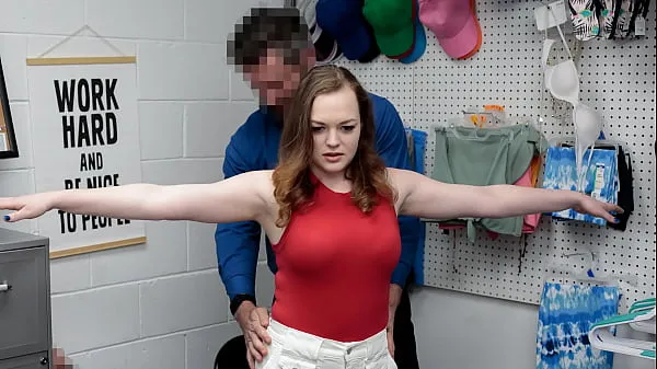 XXX Two Guards Bang the Shoplifting Teen in Their Office - Perp4k bästa videoklipp