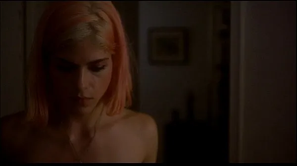 XXX Selma Blair prend la BBC derrière la scène de baise torride de Storytelling meilleures vidéos